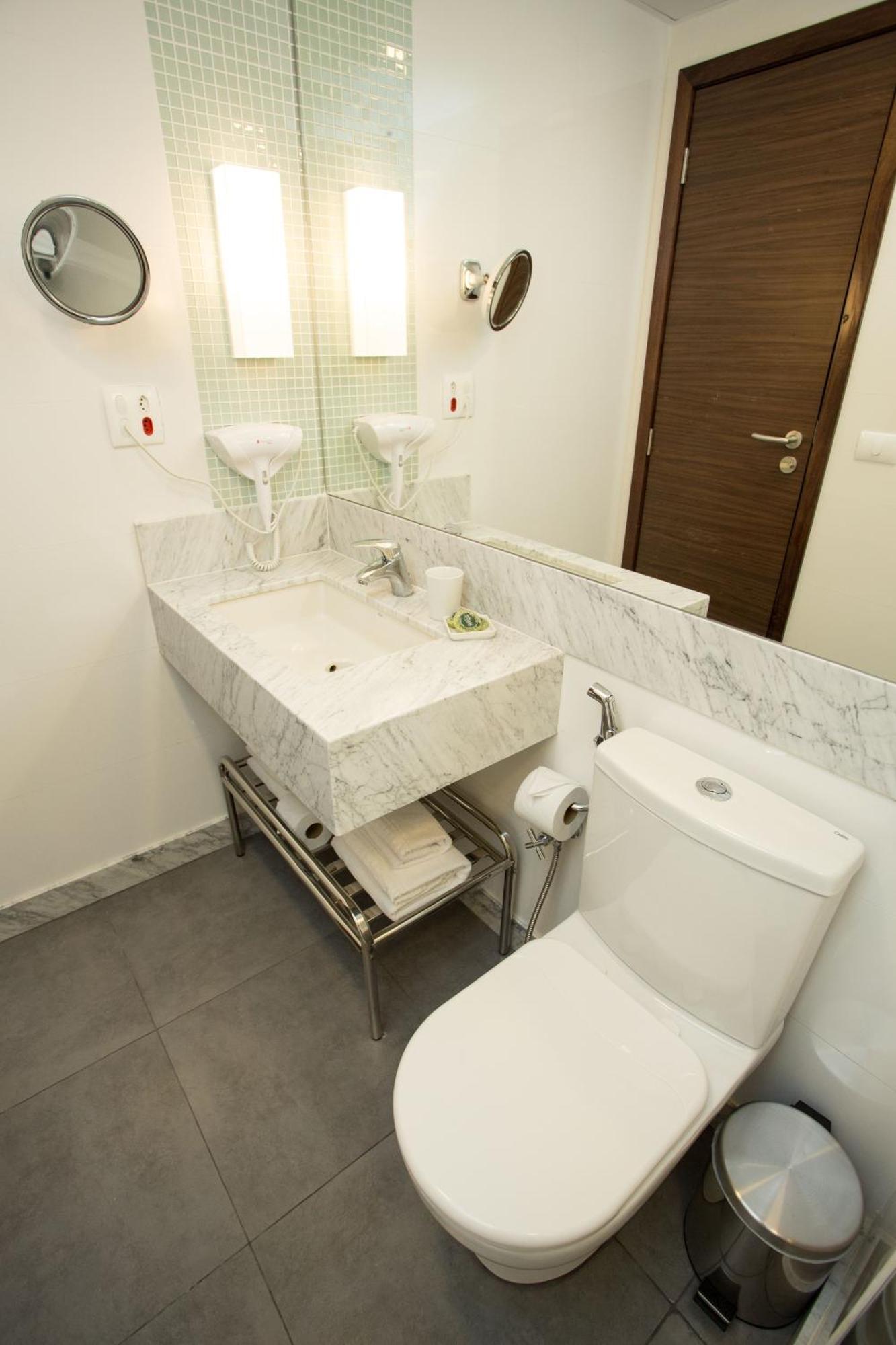 Quarto Triplo Standard